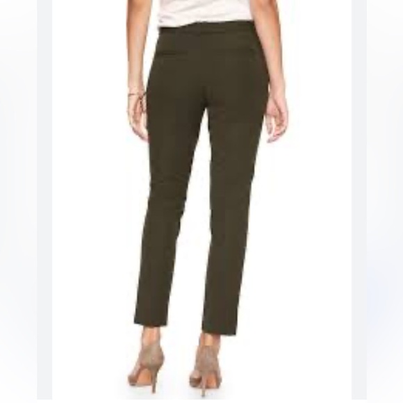 Banana Republic Curvy Slim Mid-Rise Slim Ankle Pants Olive Green women's size XS - Picture 1 of 11